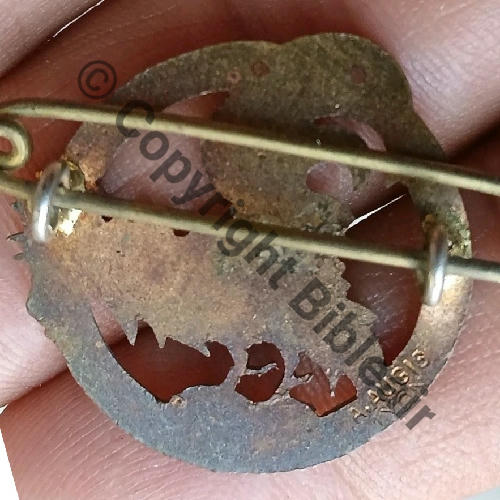 513  GAO.513 1939  Plume haute blanche Pieds argentes sol orange  A AUGIS LYON 2Lignes 2Anneaux Dos lisse Src.aetiusledernierdes... 210Eur01.26 